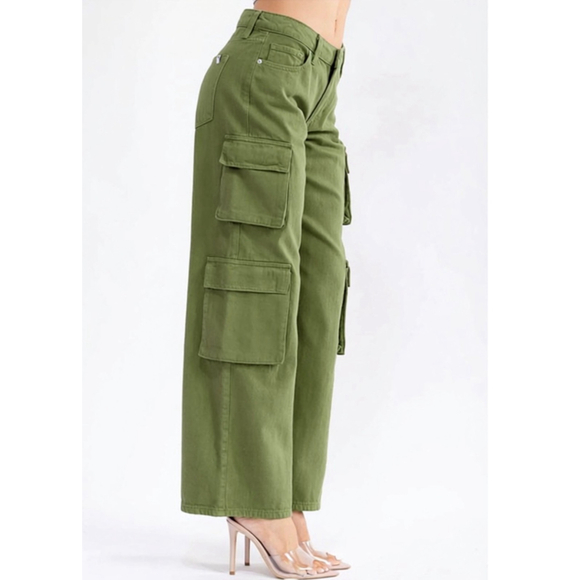 WOMEN'S BUTTON CLOSURE CARGO POCKETS WIDE LEG DENIM PANTS - Picture 3 of 4